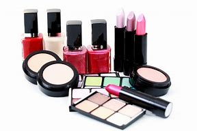 Lip Care 101: Achieving Soft and Plump Lips